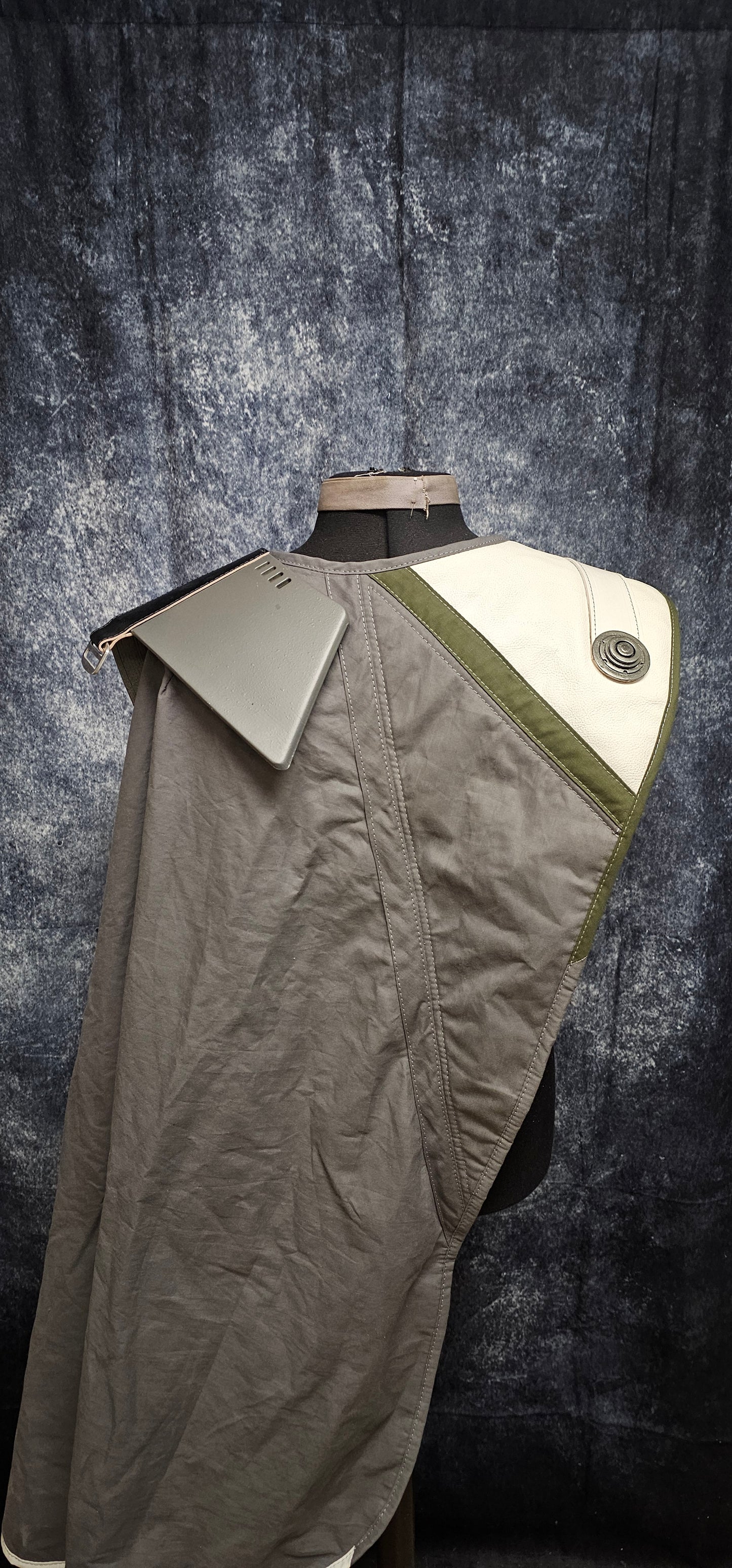 Sci-Fi Asymmetric cloak