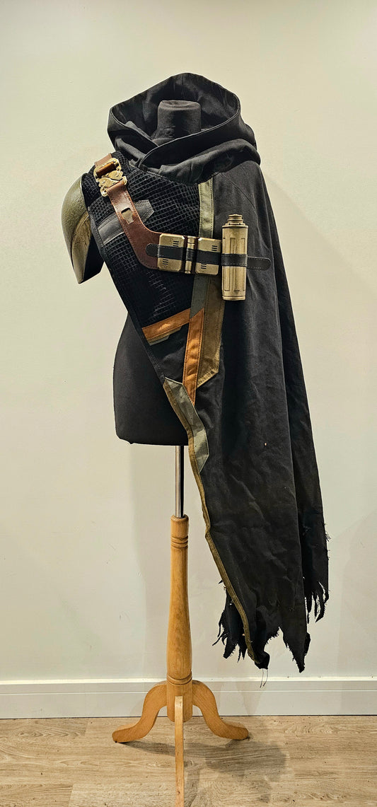 Custom assymetric cloak